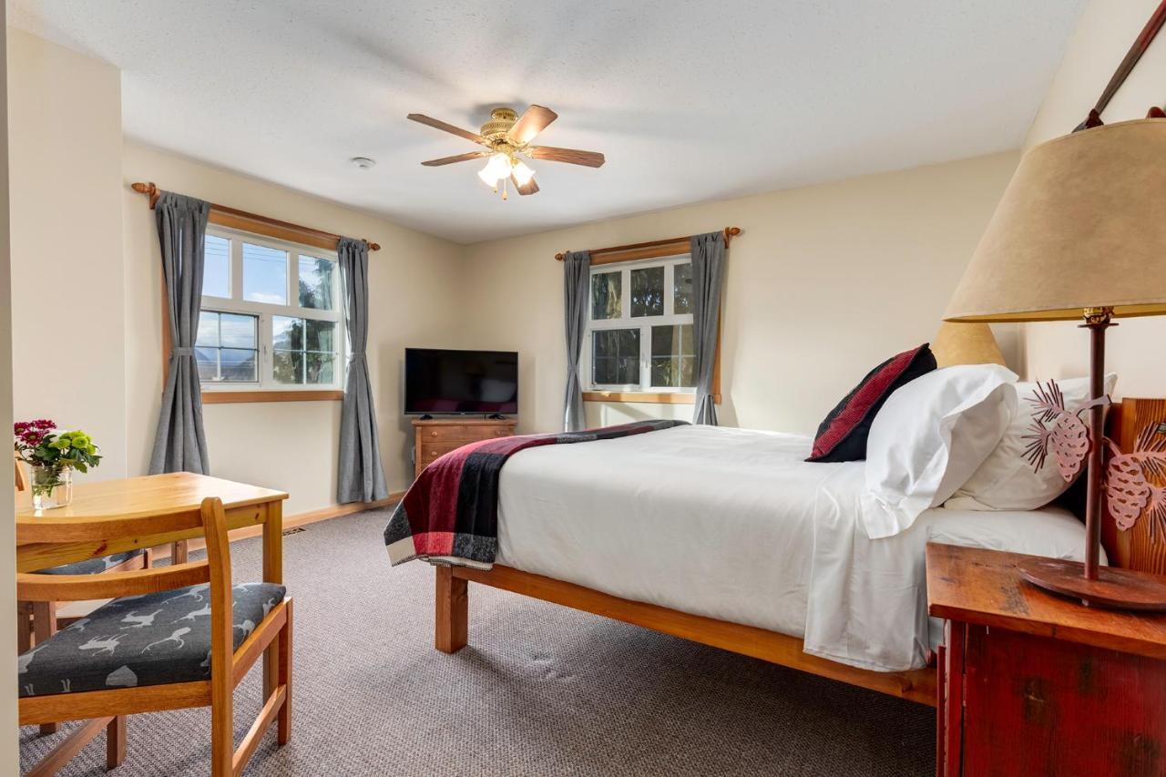 Courthouse Inn Revelstoke Eksteriør billede