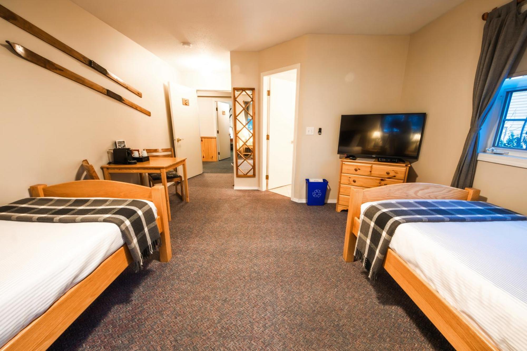 Courthouse Inn Revelstoke Eksteriør billede